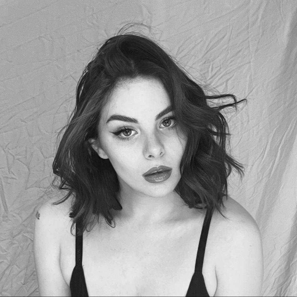 Meet your Posher, Madilyn